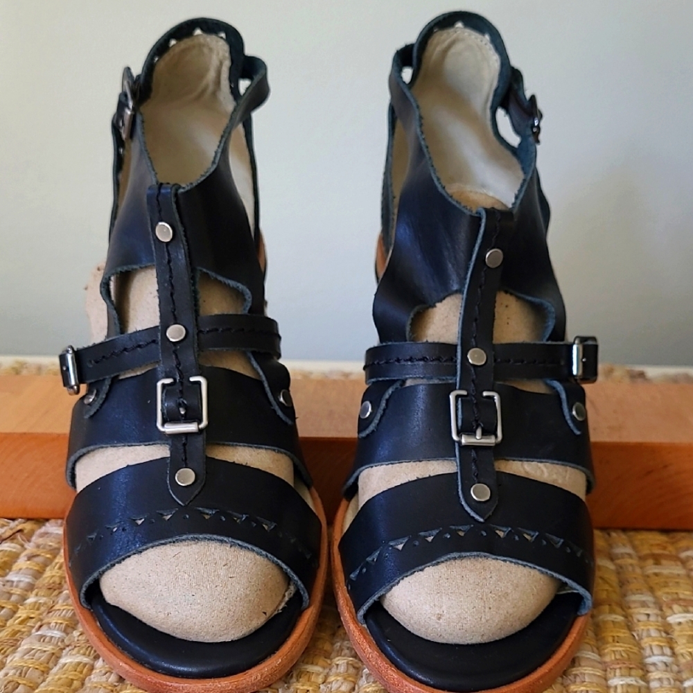 Dkode Glipsy Gigi Black Sandals Leather  Size 38